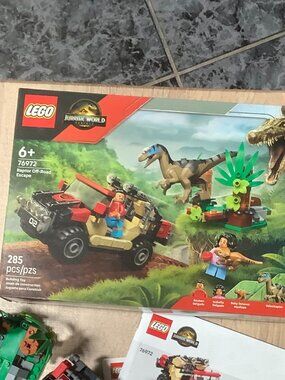 Lego Jurassic World Rebirth Raptor Off-Road Escape 76972